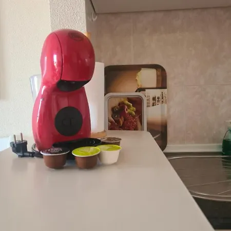 En Mijas Con Terraza, Capacidad 5 Personas Apartamento *